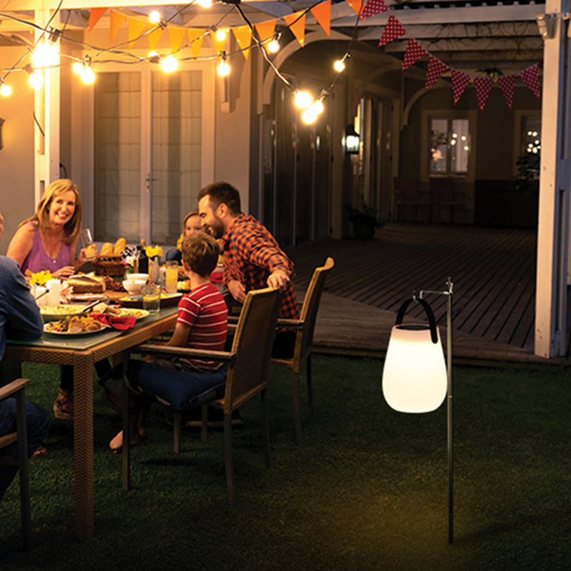 Moderne Minimalistische Solar Wasserdichte Tragbare PE Runde Zylinder Kegel LED Außenlicht Für Außenbereich