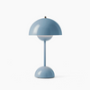 Fleur LED Tischlampe - Elegantes kabelloses Design, Ikonischer 60er-Jahre-Stil, Dimmbares Licht, Moderne Wohnkultur